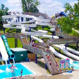 Wet 'n' Wild Bermuda triangle slides